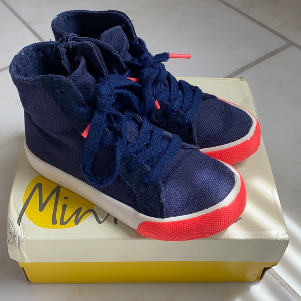 Mini Boden Contrast Canvas High Tops - Navy Blue